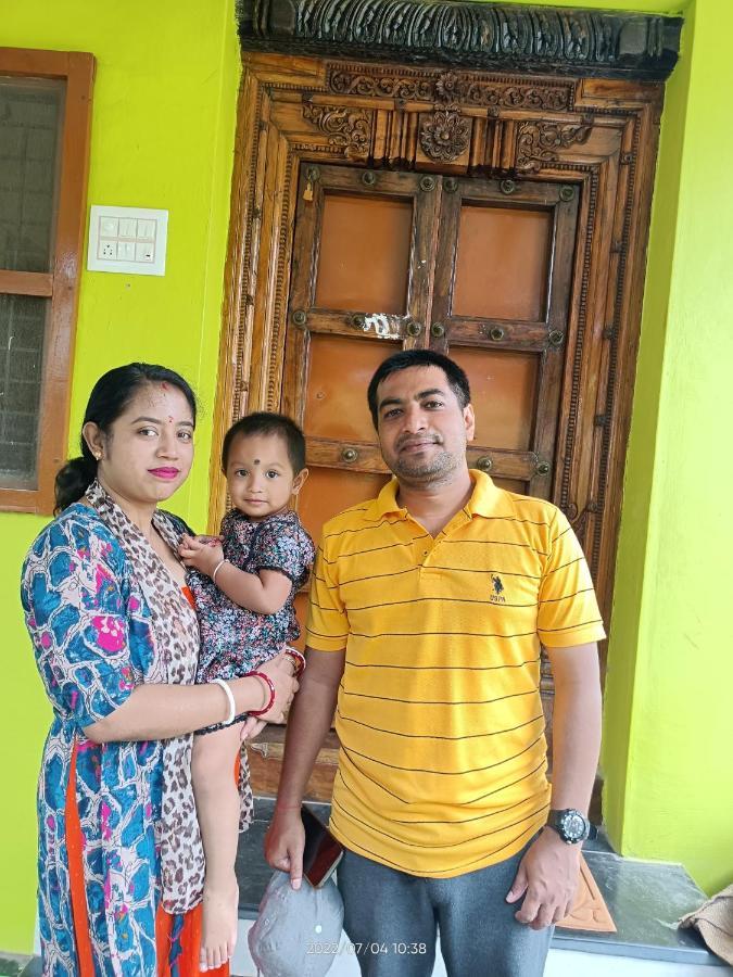 Abhi Homestay Hampi Exterior foto