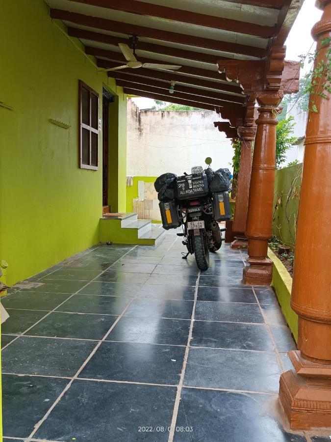 Abhi Homestay Hampi Exterior foto